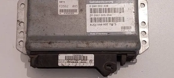 Audi A6 S6 C4 4A Gearbox control unit/module ZF0501005054 4A0927156S 0260002338