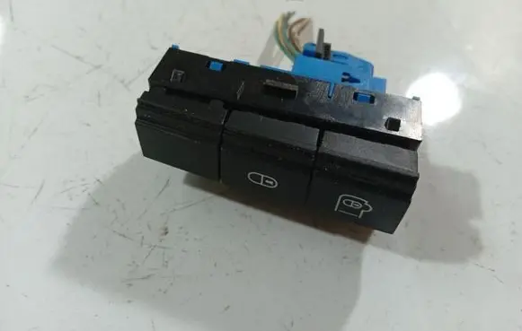 Peugeot Expert Central locking switch button 14002456XT