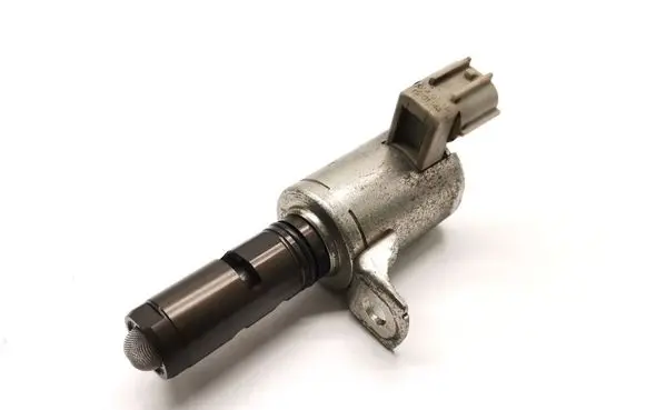 Volvo S60 Camshaft position sensor CN1G6L713AB