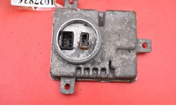 Audi A4 S4 B8 8K Voltage converter/converter module 8K0941597C