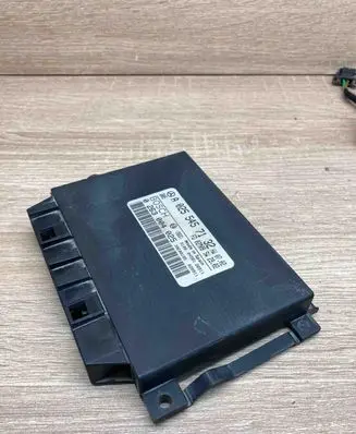 Mercedes-Benz E W211 Parking PDC control unit/module A0255457132 0263004025Used