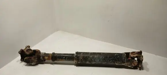 Toyota Land Cruiser (BJ70) Front prop shaft