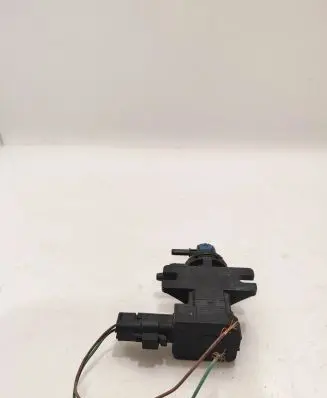 Citroen C4 II Turbo solenoid valve 9801887680