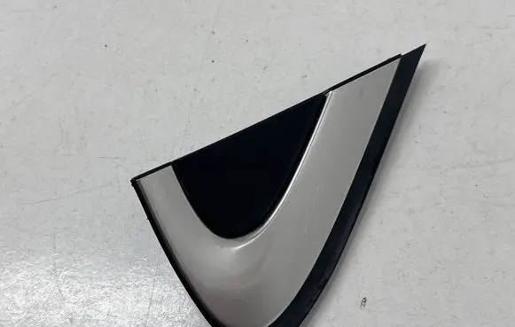 Renault Kadjar Fender end trim 638745410R
