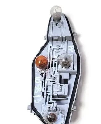 Citroen Berlingo Tail light bulb cover holder 5193