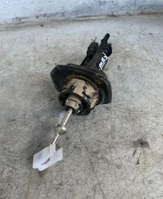 Ford C-MAX II Clutch master cylinder
