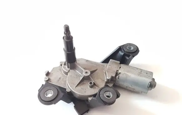 Nissan Qashqai Rear window wiper motor 28710JD000 0390201820