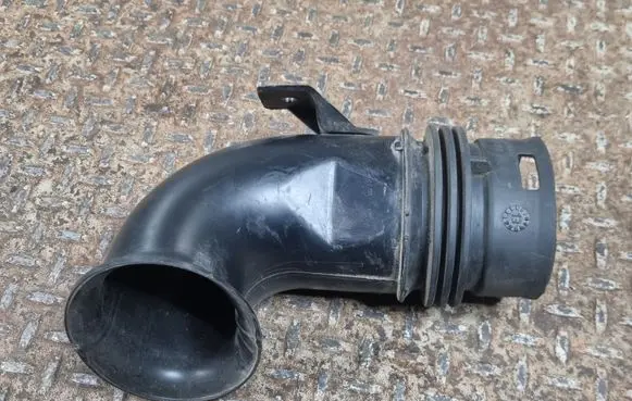 Citroen DS5 Air intake duct part 9671726480