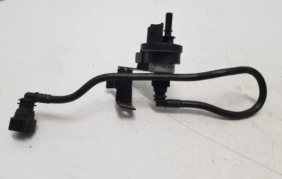 Renault Captur Vacuum valve 269516045