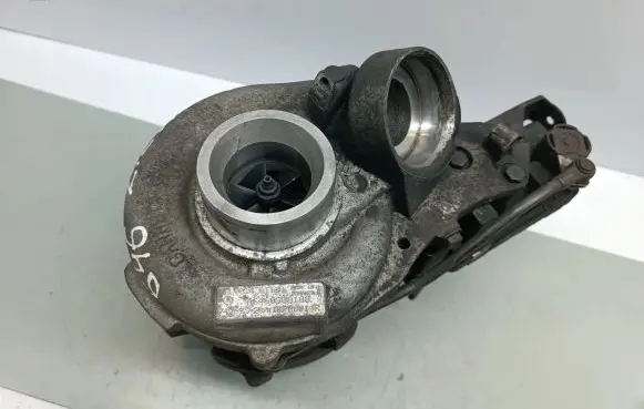 Mercedes-Benz C W203 Turbo A6460900180 7426832 GT18V
