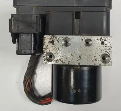 Volvo V50 ABS Pump 30794730