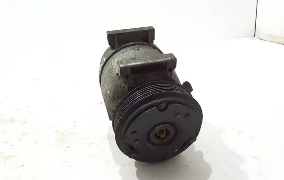 Renault Laguna II Air conditioning (A/C) compressor (pump) 8200424250