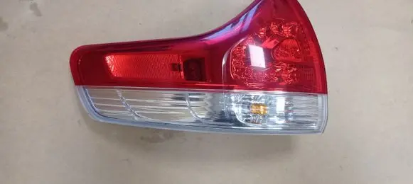 Toyota Sienna XL30 III Rear/tail lights