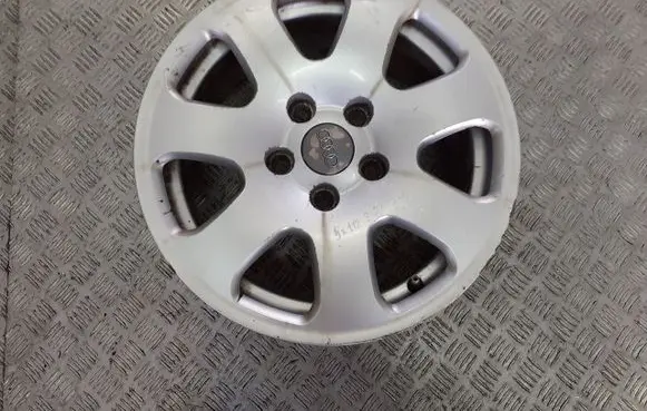 Volkswagen PASSAT B5.5 R15 alloy rim 