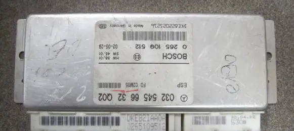 Mercedes-Benz E W211 ESP (stability system) control unit 0325456632 0265109512