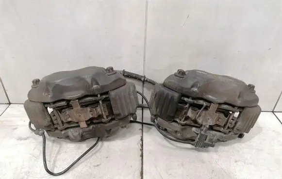 Mercedes-Benz S W221 Front brake caliper A0034205183