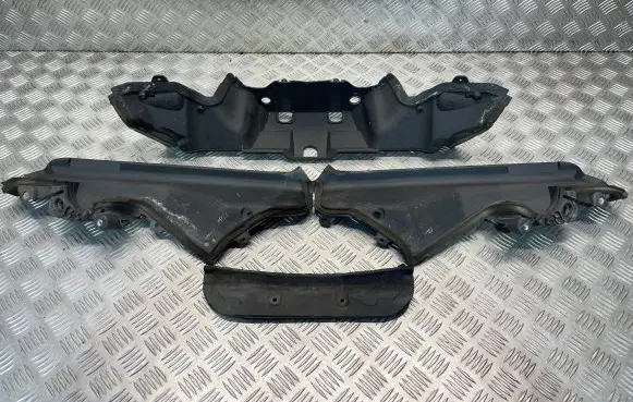 BMW X5 E70 Wiper trim 7169420 7169419 7169422