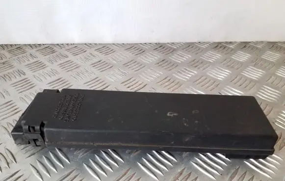 Jeep Grand Cherokee (WK) Fuse box cover