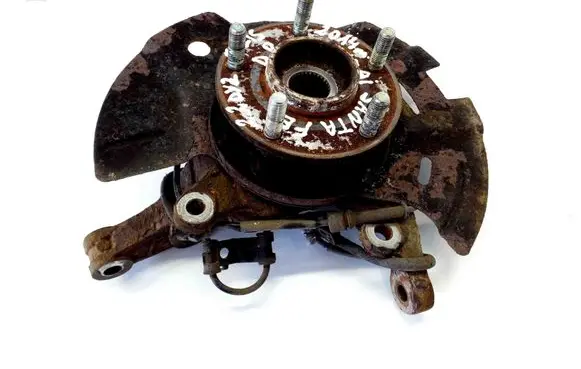 Front wheel hub