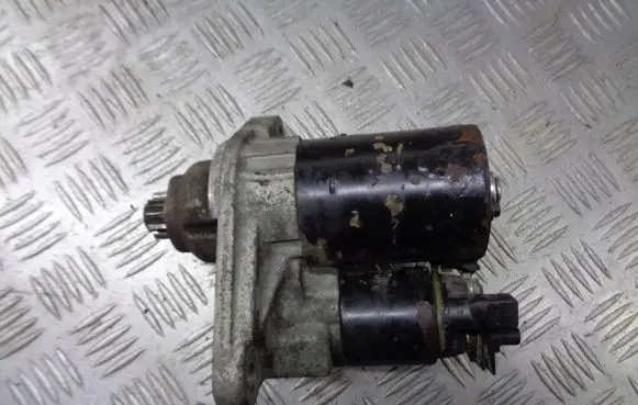 Volkswagen Polo IV 9N3 Starter motor 02T911023G