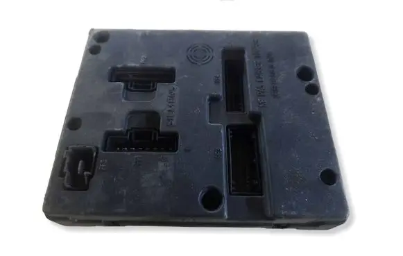Renault Scenic I Fuse module 8200029342B