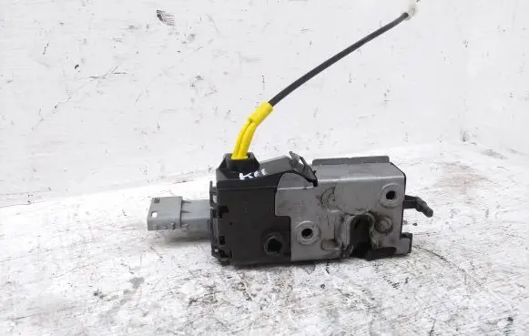 Peugeot Expert Front door lock 40617150