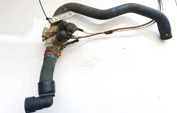 Citroen Xsara Picasso Engine coolant pipe/hose 