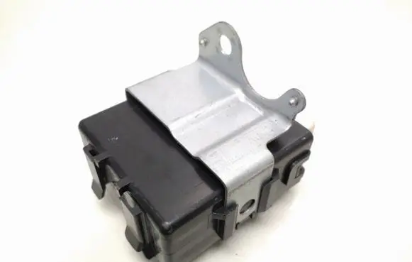 Toyota Auris 150 Window wiper relay 8594002040 4230001070