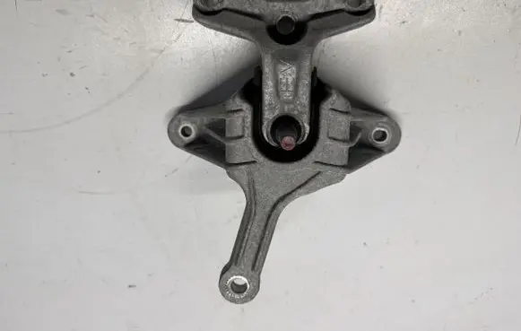 Hyundai Kona I Engine mount vacuum valve PODUSZK