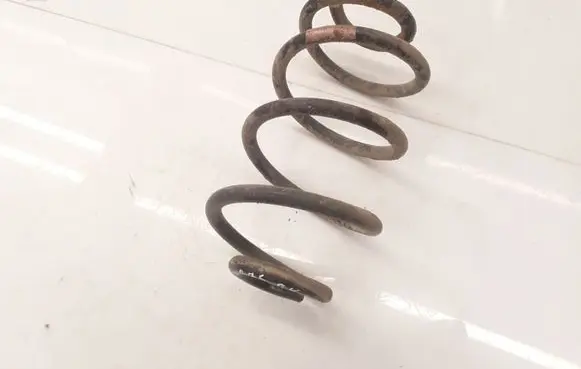 Nissan Note (E11) Rear coil spring