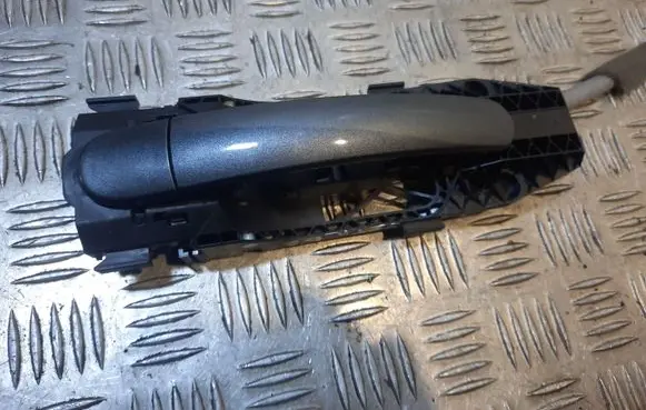 Volkswagen Jetta VI Rear door exterior handle 5N0837885