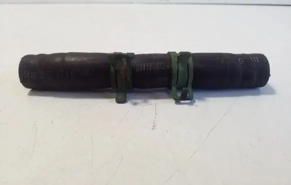 Volkswagen Transporter - Caravelle T4 Engine coolant pipe/hose 044121073N