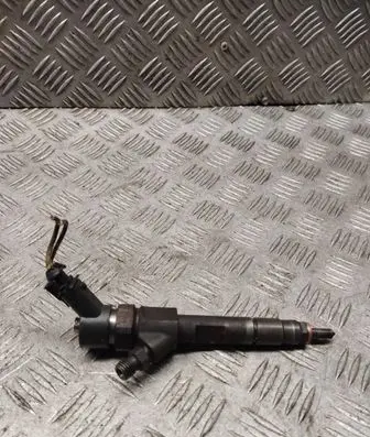 Fuel injector