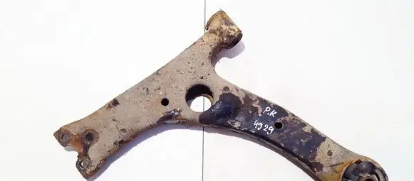 Toyota Corolla Verso AR10 Front lower control arm/wishbone
