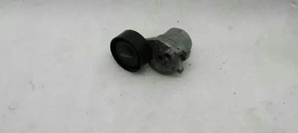 Mercedes-Benz E W212 Generator/alternator belt tensioner A2742000470