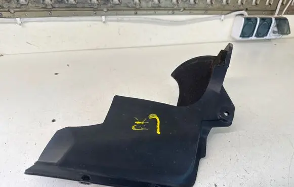 Volkswagen Multivan T5 Front underbody cover/under tray 7H5863189A