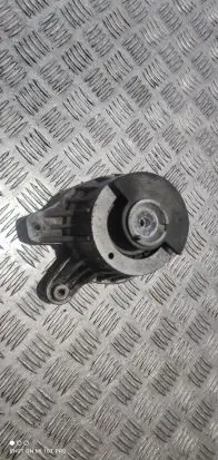 Mercedes-Benz C W205 Engine mount bracket A2052400200