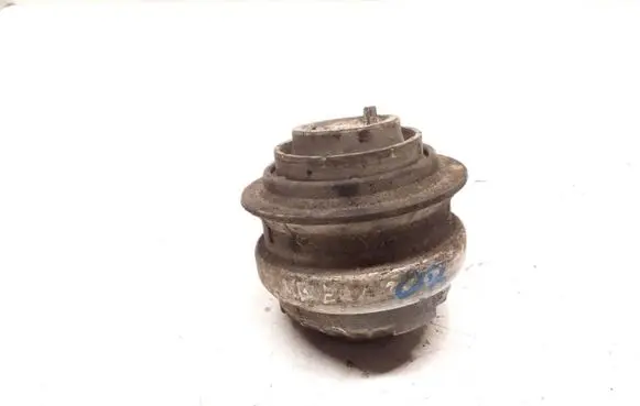 Mercedes-Benz E W211 Engine mount bracket A2112400317