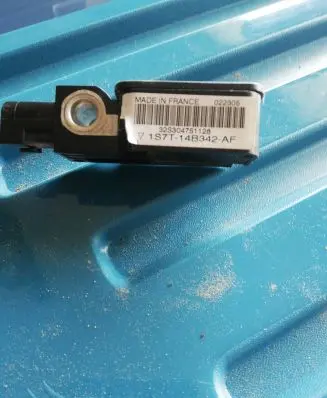 Ford Mondeo Mk III Airbag deployment crash/impact sensor 1S7T14B342AE