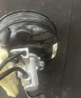 Audi A6 S6 C5 4B Brake booster