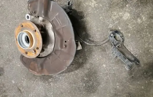 Mercedes-Benz A W177 Front wheel hub A2473320700