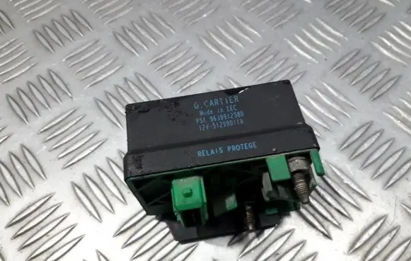 Glow plug pre-heat relay
