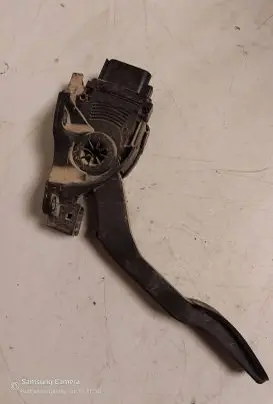 Volvo XC60 Accelerator throttle pedal 31329061 16022012 6PV01083417