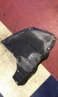 BMW 1 E82 E88 Rear bumper underbody cover/under tray 7166258