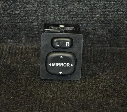 Toyota Verso-S Other switches/knobs/shifts 769746E183574