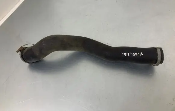 Volvo V60 Intercooler hose/pipe