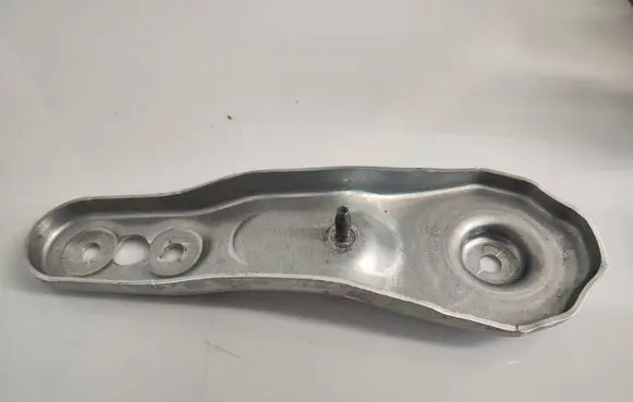 Other rear suspension part