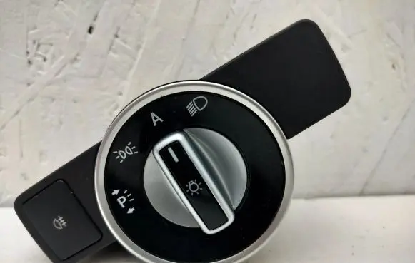 Mercedes-Benz E W212 Light switch A2129056800 10021626