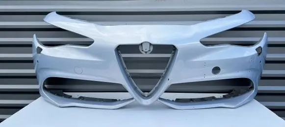 Alfa Romeo Giulia Front bumper