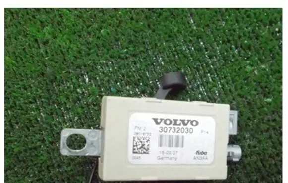Volvo C30 Aerial antenna amplifier 30732030